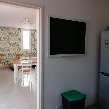 Maison Dans Quartier Calme *