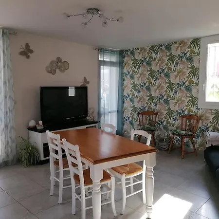 Maison Dans Quartier Calme Сasa de vacaciones